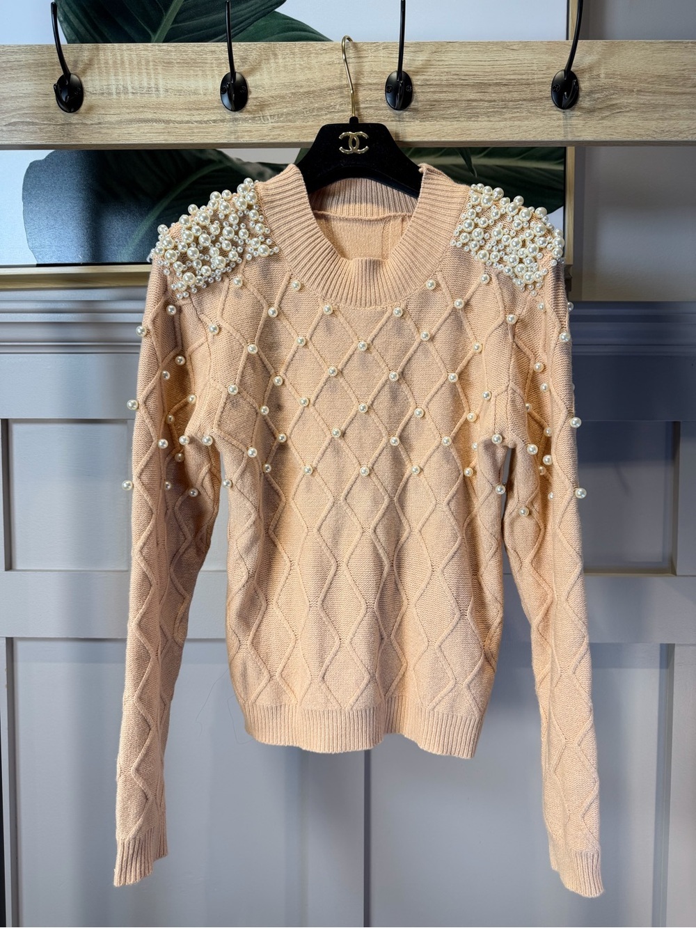 Pearl-Embellished Cream Cable Knit Women's Sweater M
